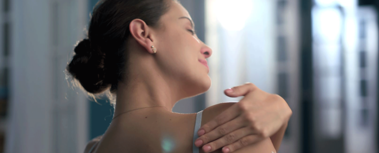 Leo Burnett/One Touch Brasil assina campanha de produto NIVEA Protección Solar