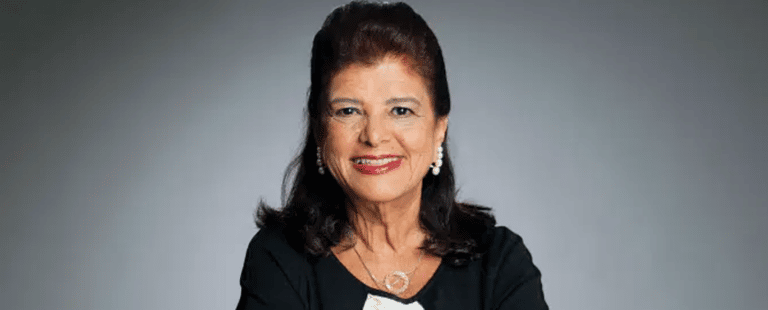 Luiza Helena Trajano recebe Prêmio Personalidade do Ano 2022