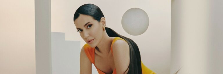 Melissa lança primeira collab com Camila Coutinho