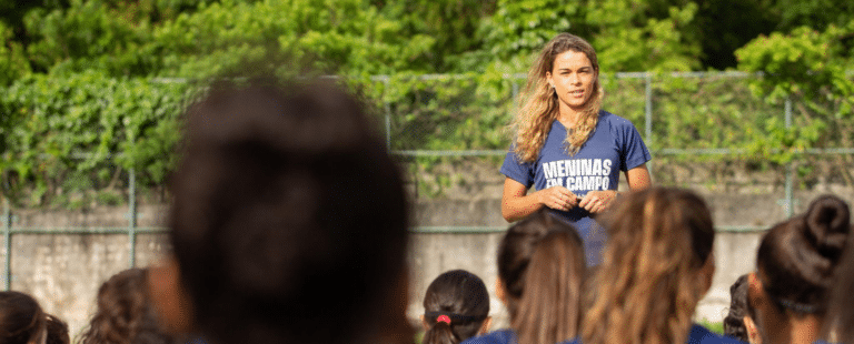Stella Barros anuncia Tamires em campanha para a copa do mundo da Fifa Catar 2022