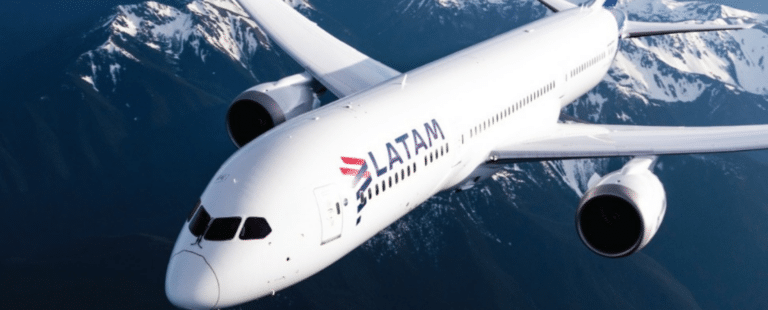 Latam Airlines convida para um tour pela América do Sul e apresenta o protocolo de segurança em nova campanha