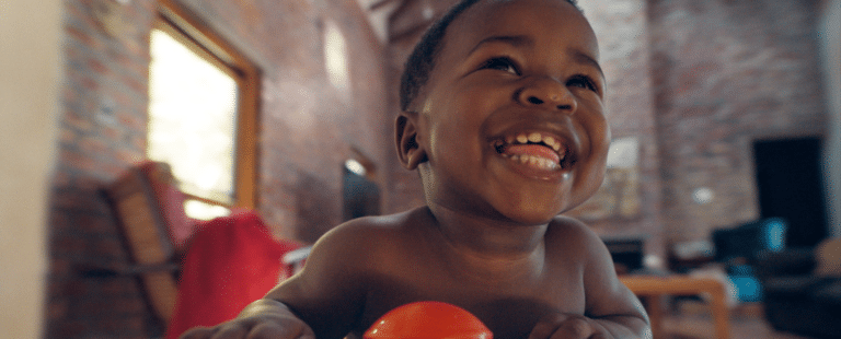 Huggies anuncia reposicionamento global