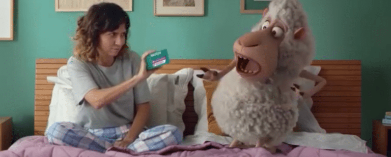 Naldecon faz campanha bem-humorada para apresentar benefícios do produto