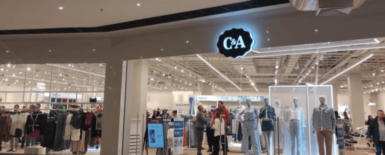 C&A Brasil e Ambev criam manequins feitos de plástico reciclado