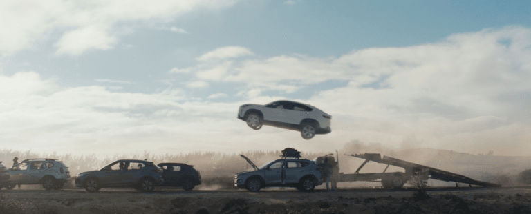Nova campanha Fiat Fastback tem padrão cinematográfico com mais de 280 pessoas envolvidas no set