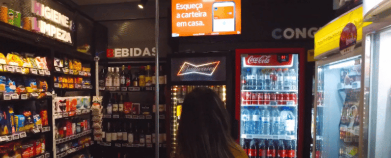 Itaú Cartões está em 300 telas da Retail Media em nova campanha