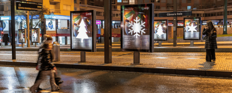 Em Portugal, EDP reutilizou antigos cartazes de OOH para criar decorações de Natal