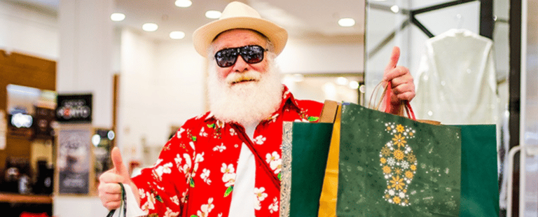 Papai Noel do Shopping Frei Caneca se despede do Natal em parceira com a Rádio Metropolitana