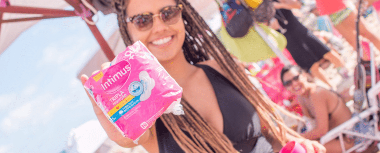 Intimus® incentiva sororidade em ação na novela Vai na Fé da TV Globo