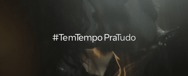 Vivo apresenta nova assinatura e posicionamento em campanha sobre o tempo
