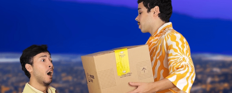 Mercado Livre convida casais e até “nãomorados” a comprarem presentes em nova campanha