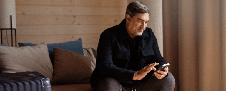 Visa convida Zeca Camargo para destino-surpresa em nova campanha