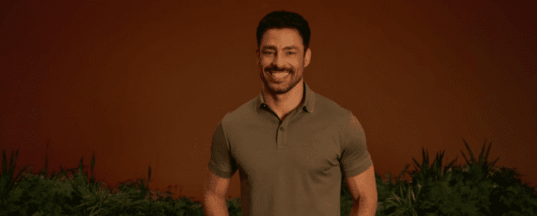 Aramis resgata os sentimentos do ato de presentear quem se ama em nova campanha criada pela David