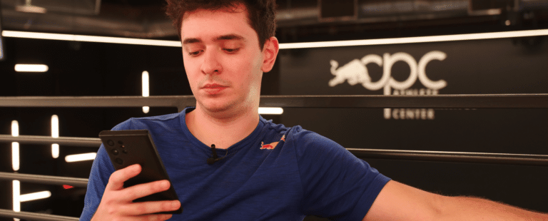 Flakes Power e Red Bull lançam skill inédita na Alexa para melhorar a performance dos gamers
