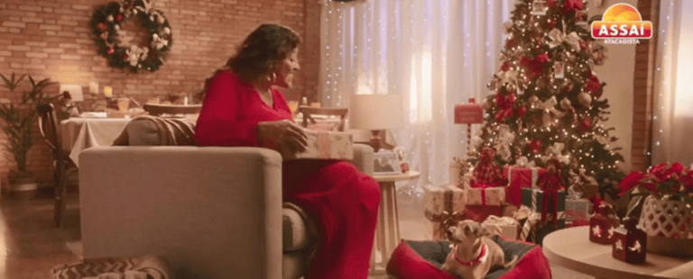 Assaí celebra o Natal com campanha que inspira compaixão, solidariedade e alegria