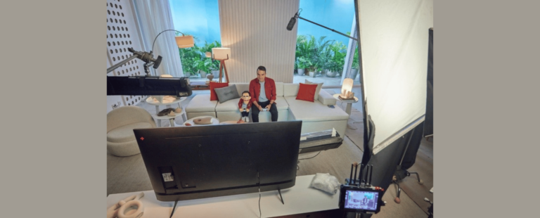 Tadeu Schmidt e Tadeuzinho voltam ao ar em nova campanha da Bradesco Seguros