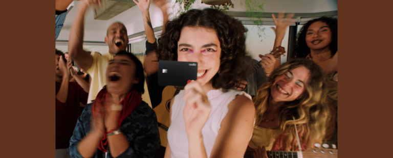 Swile Brasil recria clipe da música “Oração” estrelado pela “Banda Mais Bonita da Cidade”