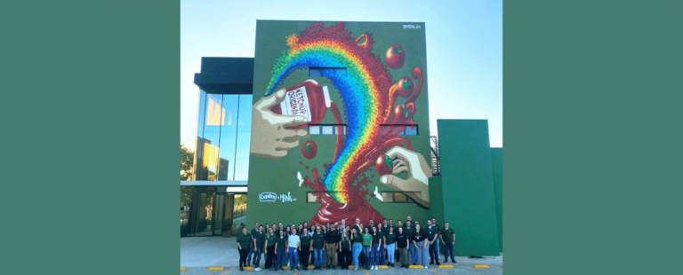 Nova fachada de fábrica da Cepêra reflete seu posicionamento com arte inspiradora