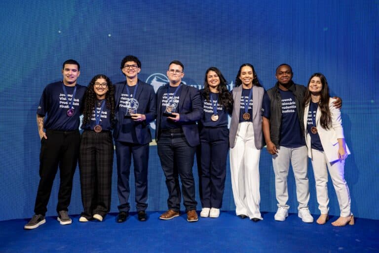 Prudential do Brasil premia jovens empreendedores sociais