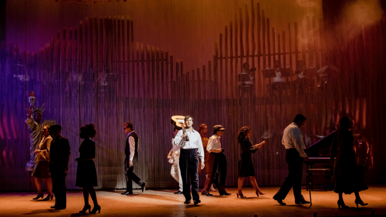 Espetáculo “Tom Jobim Musical” inicia temporada em São Paulo