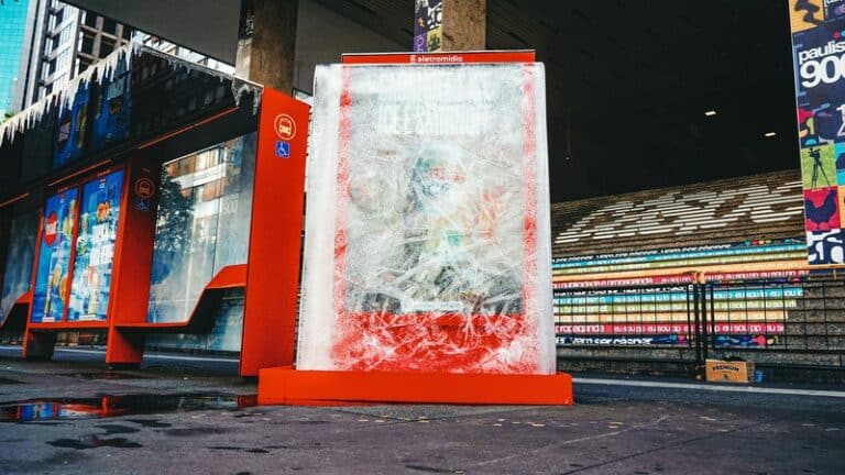 Smirnoff Ice descongela novos sabores na Av. Paulista