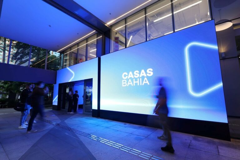 Casas Bahia inaugura mega loja na Berrini