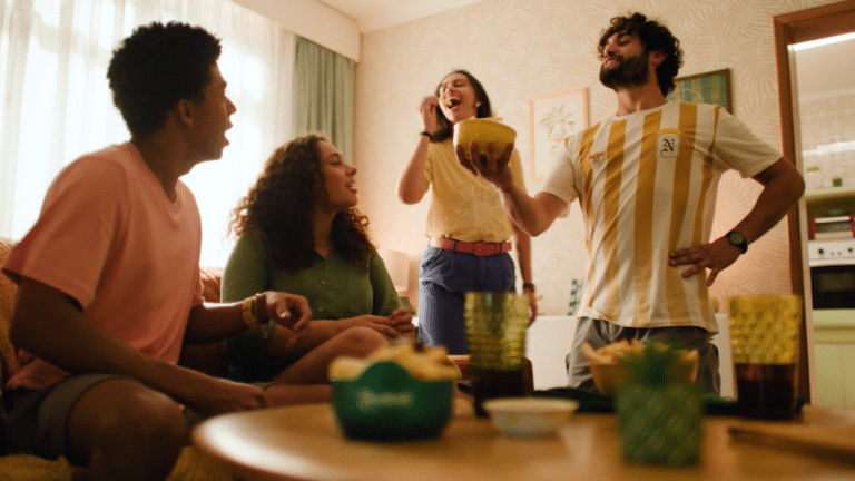 Bem Brasil estreia campanha que celebra encontros e bons momentos ao redor da batata frita