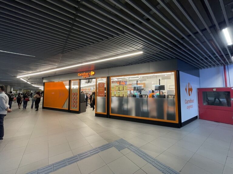 Grupo Carrefour Brasil inaugura primeira loja Express dentro de estação de metrô em São Paulo, em parceria com a CCR Mobilidade