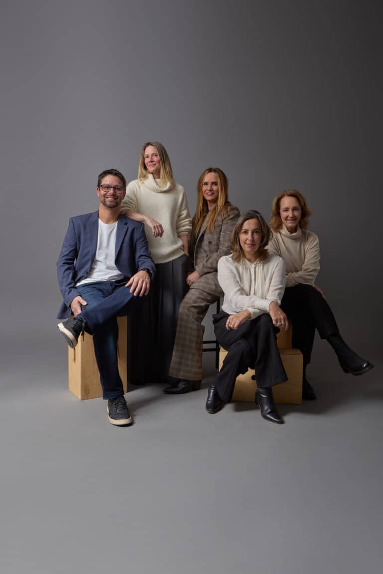 AlmapBBDO reforça área de Atendimento e Negócios com novas contratações e promoções
