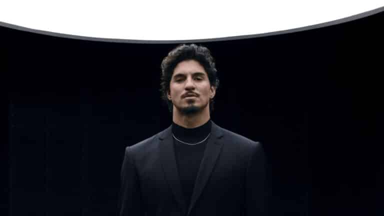 Ovvi estreia campanha com Gabriel Medina na novela ‘Vale Tudo’