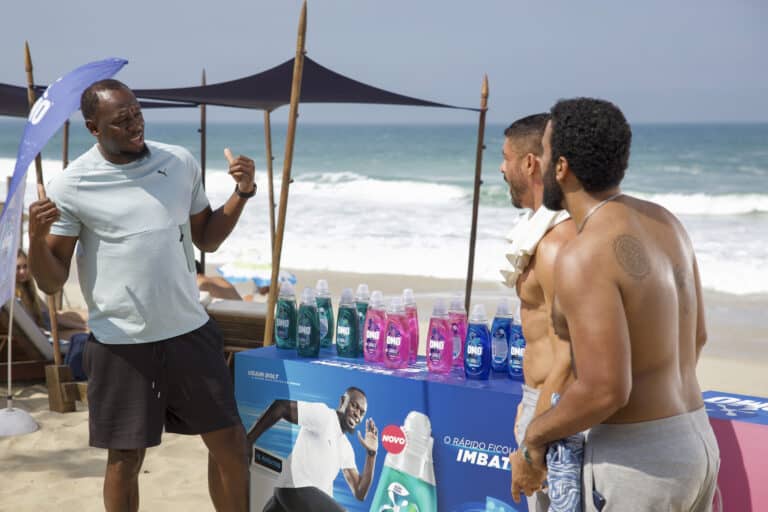 OMO e Globo levam Usain Bolt para ação da marca em ‘Vale Tudo’