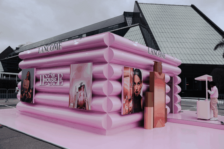 Lancôme inaugura Idôle House no Brasil: uma experiência de luxo imersiva e inovadora parar conectar a Geração Z ao universo Idôle