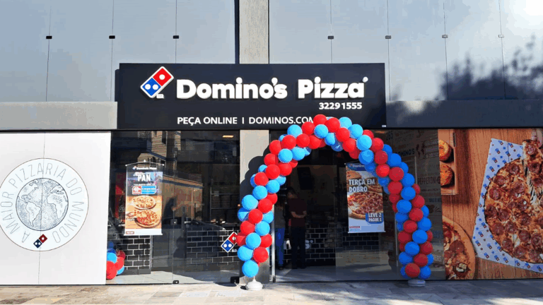 Com novos formatos de loja para expansão, Domino’s bate 7 milhões de pizzas vendidas no Brasil, em 2025