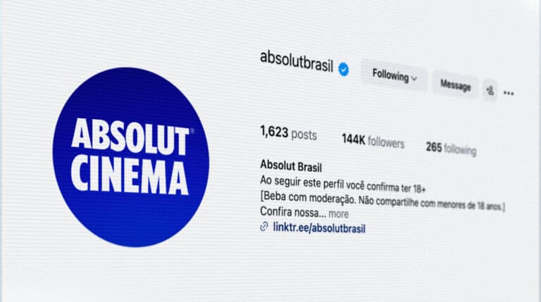Euphoria Creative transforma meme em edição comemorativa de Absolut durante a semana do Oscar