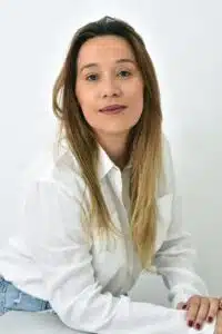 Mariana Ferraz, nova Chief Marketing & Sales Officer da Aviva, plataforma de viagens e entretenimento, abril de 2026