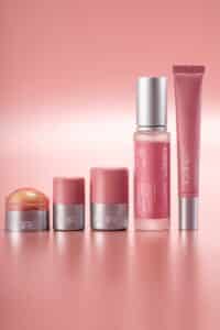 Linha Rosas da CARE Natural Beauty lançada em abril de 2026 com cinco produtos para pele e lábios com até 99 por cento de ingredientes naturais