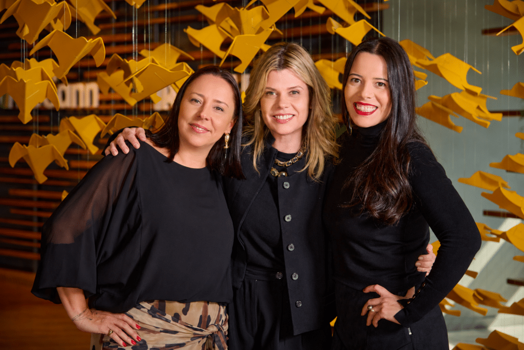 Janaina Yana e Fernanda Duca promovidas a Vice-Presidentes de Negócios da WMcCANN em maio de 2026