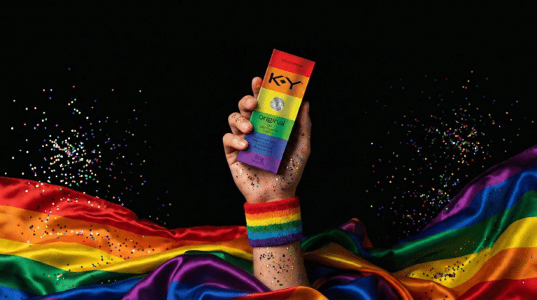 KY lança edição especial Pride com embalagem arco-íris e reverte parte das vendas para a Casa 1