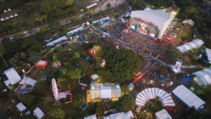Arena Brasileira 2026 reúne 30 marcas no Parque Ibirapuera a partir de 13 de junho com ativações de Superbet Budweiser Smirnoff Chevrolet e Globo durante a Copa do Mundo