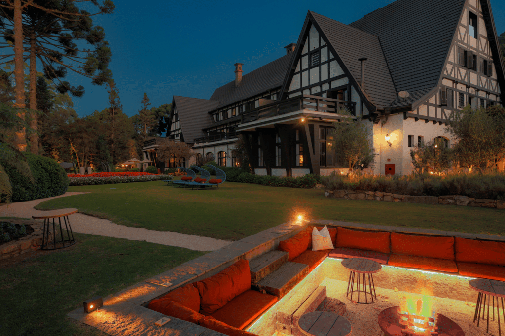 Hotel Ort celebra seis anos de revitalização como referência em luxo gastronomia e wellness em Campos do Jordão na Serra da Mantiqueira em 2026