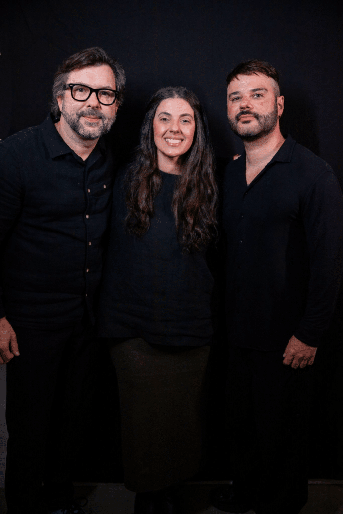 Marcio Oliveira, Raiza Scatena e Jaderson Alencar, da Jota
