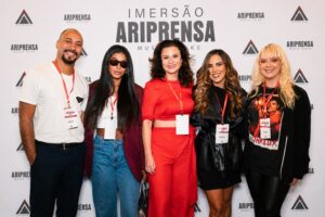Music Talks podcast arte pop mercado brasileiro Wanessa Pocah Lorena Simpson