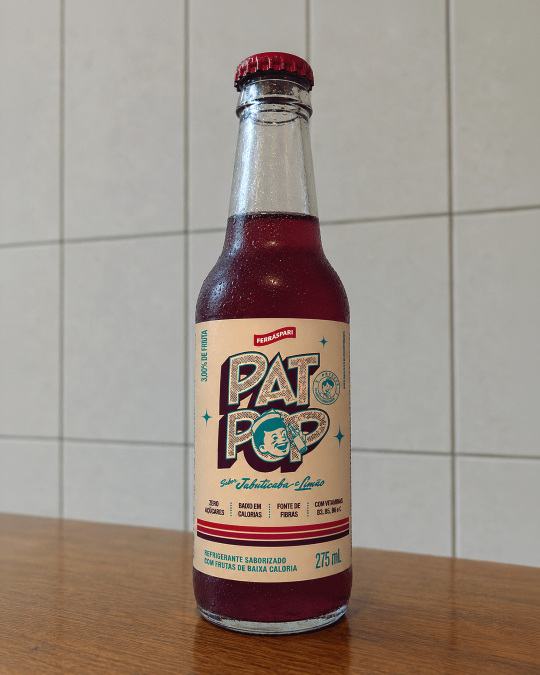 Pat Pop, novo refrigerante autoral do Patties, sabor jabuticaba com limão