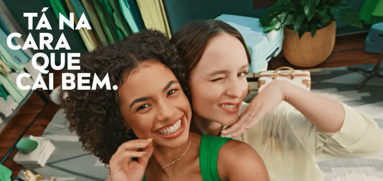 Larissa Manoela e Alana Cabral na campanha "Tá na Cara que Cai Bem" da NIVEA