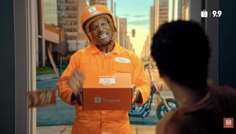 Terry Crews em campanha do 9.9 da Shopee sobre entregas rápidas