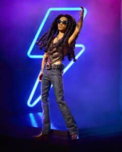 Barbie celebra o legado do ícone da música Lenny Kravitz com boneco colecionável