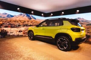 Estúdio imersivo da Jeep com creators para o lançamento do Novo Jeep Avenger