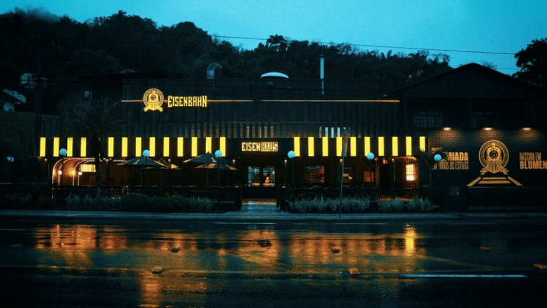 EisenHaus: bar da Eisenbahn reabre em Blumenau após seis anos